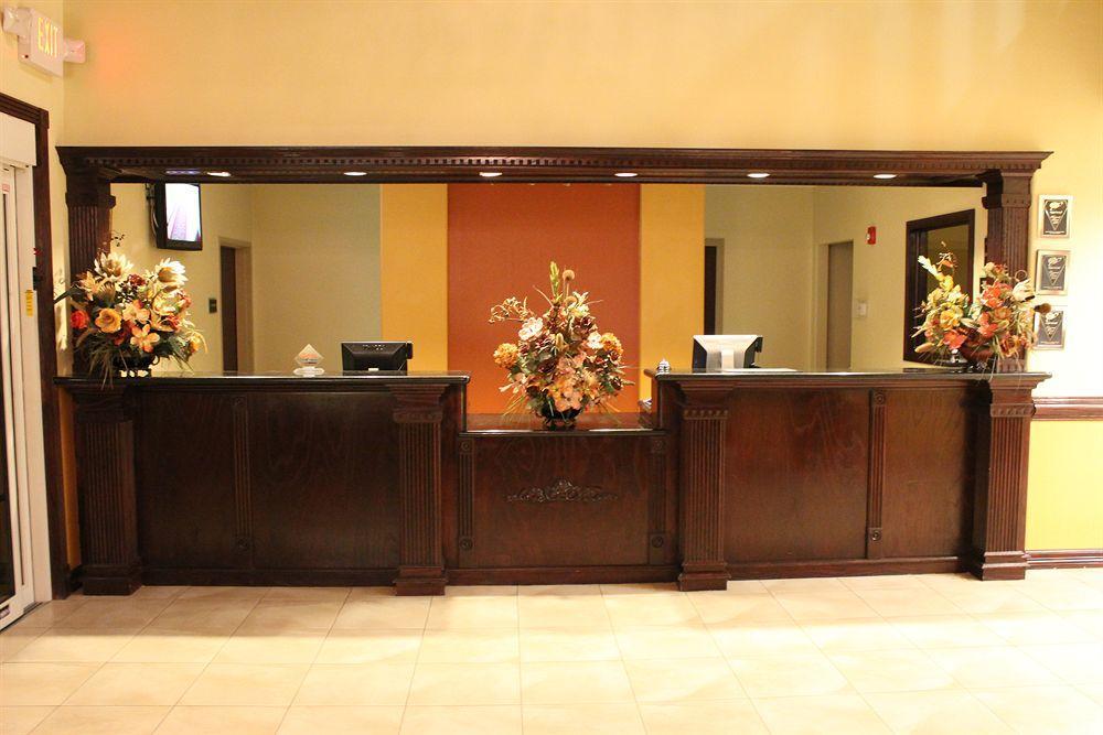 Super 8 By Wyndham Hidalgo At La Plaza Mall & Mcallen Airport Extérieur photo