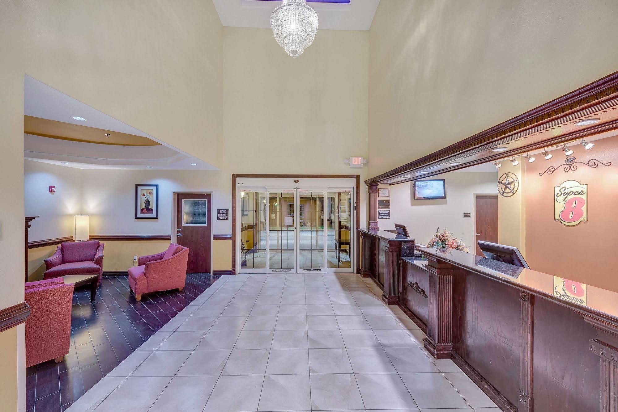Super 8 By Wyndham Hidalgo At La Plaza Mall & Mcallen Airport Extérieur photo