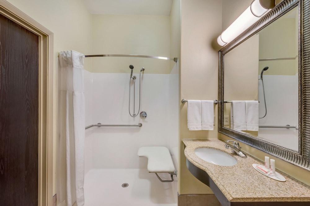 Super 8 By Wyndham Hidalgo At La Plaza Mall & Mcallen Airport Extérieur photo